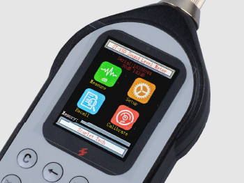 2.6’ Full-Color Screen