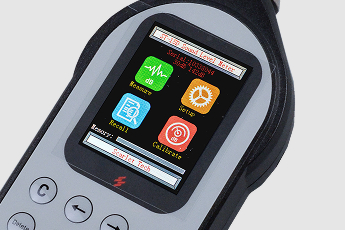 2.6’ Full-Color Screen