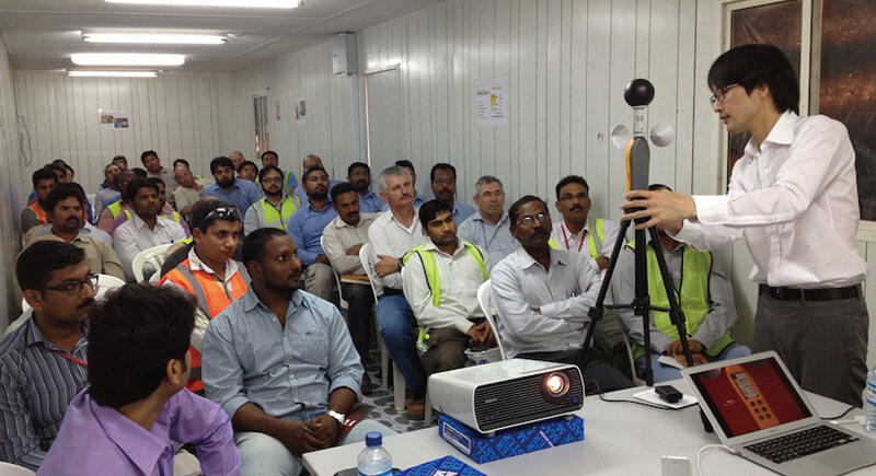 During a session on how to use TWL heat stress meter