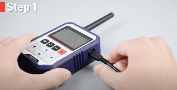 Connect a micro-USB (type A) cable on WR-3 Plus Receiver