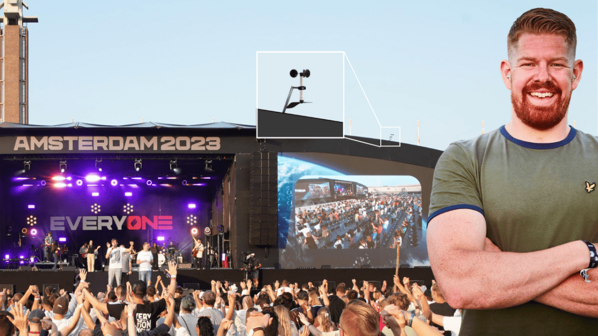 The placement of wind speed & direction sensor on the stage