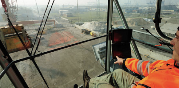 Crane cabin